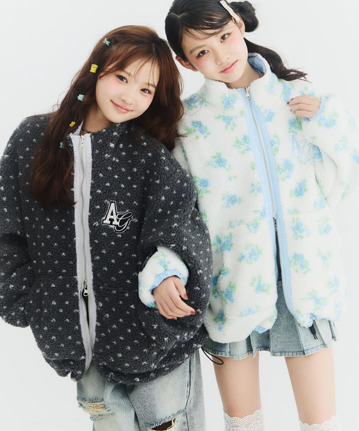 ライトグレー(Sサイズ着用/身長：約150cm)
サックス(Sサイズ着用/身長：約148cm)