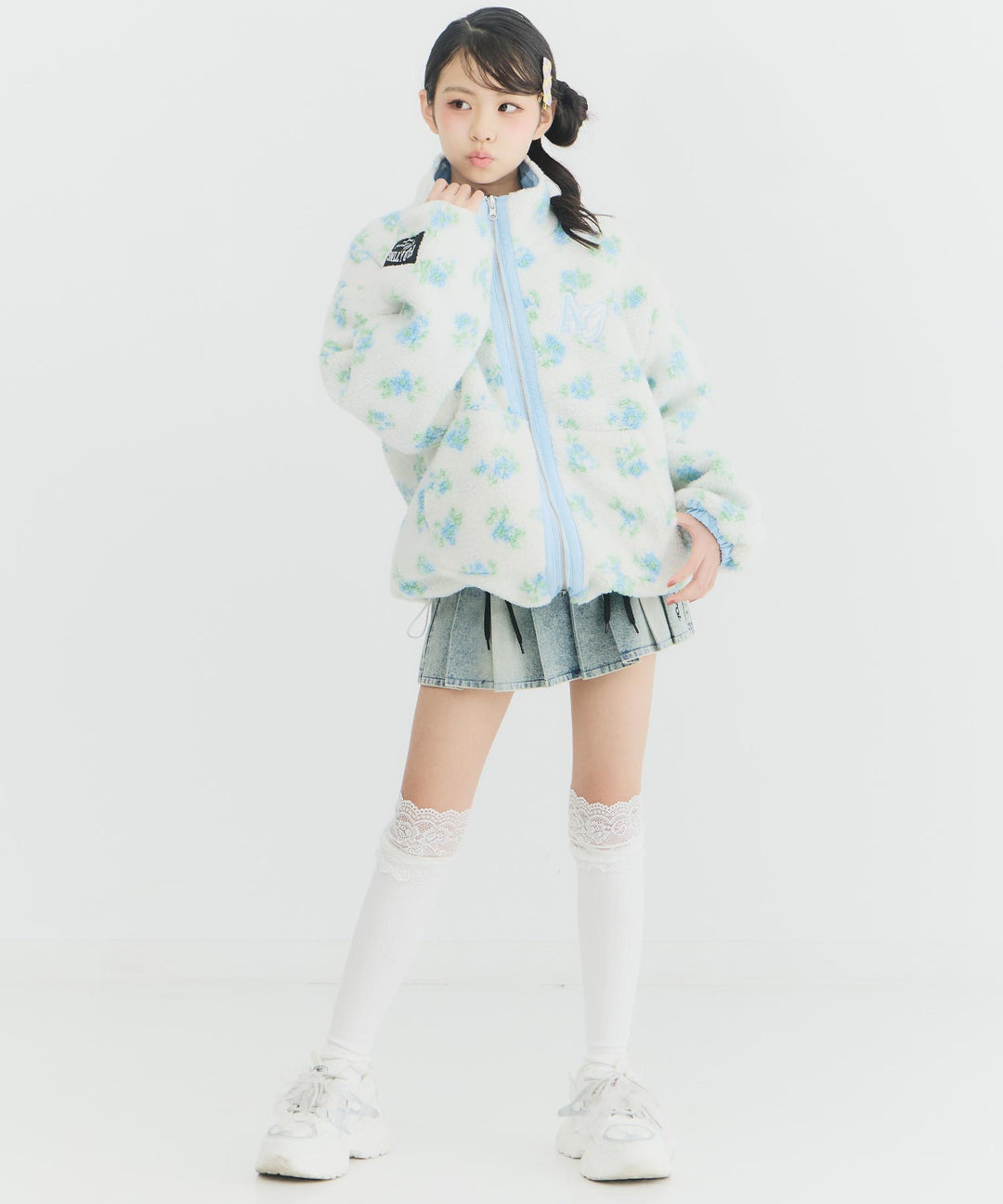 サックス(Sサイズ着用/身長：約148cm)