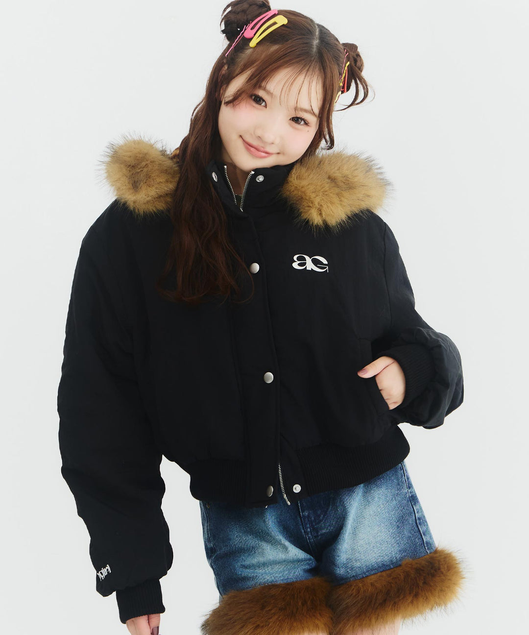 ブラック(Sサイズ着用/身長：約150cm)