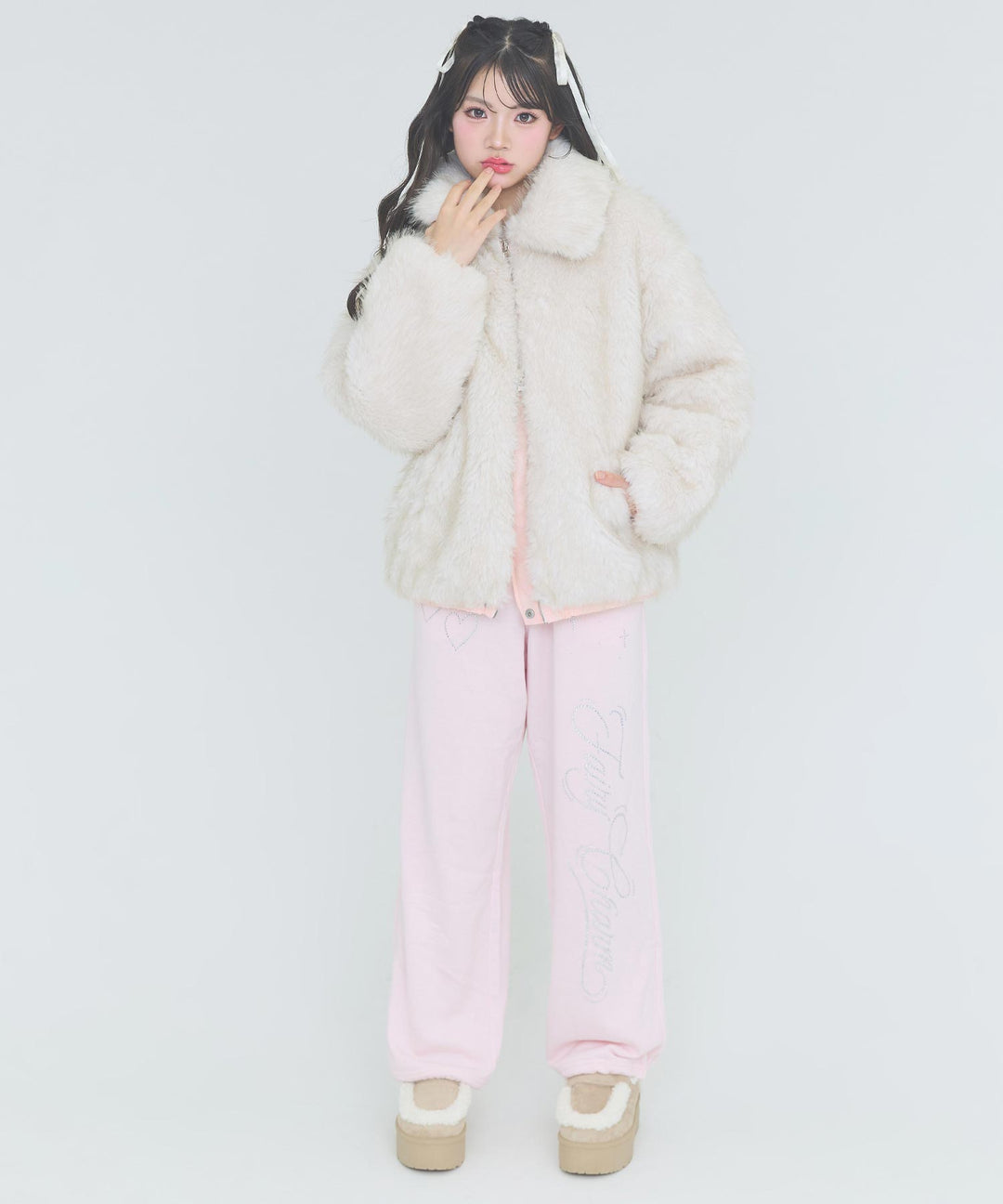 ライトピンク(Mサイズ着用/身長：約162cm)