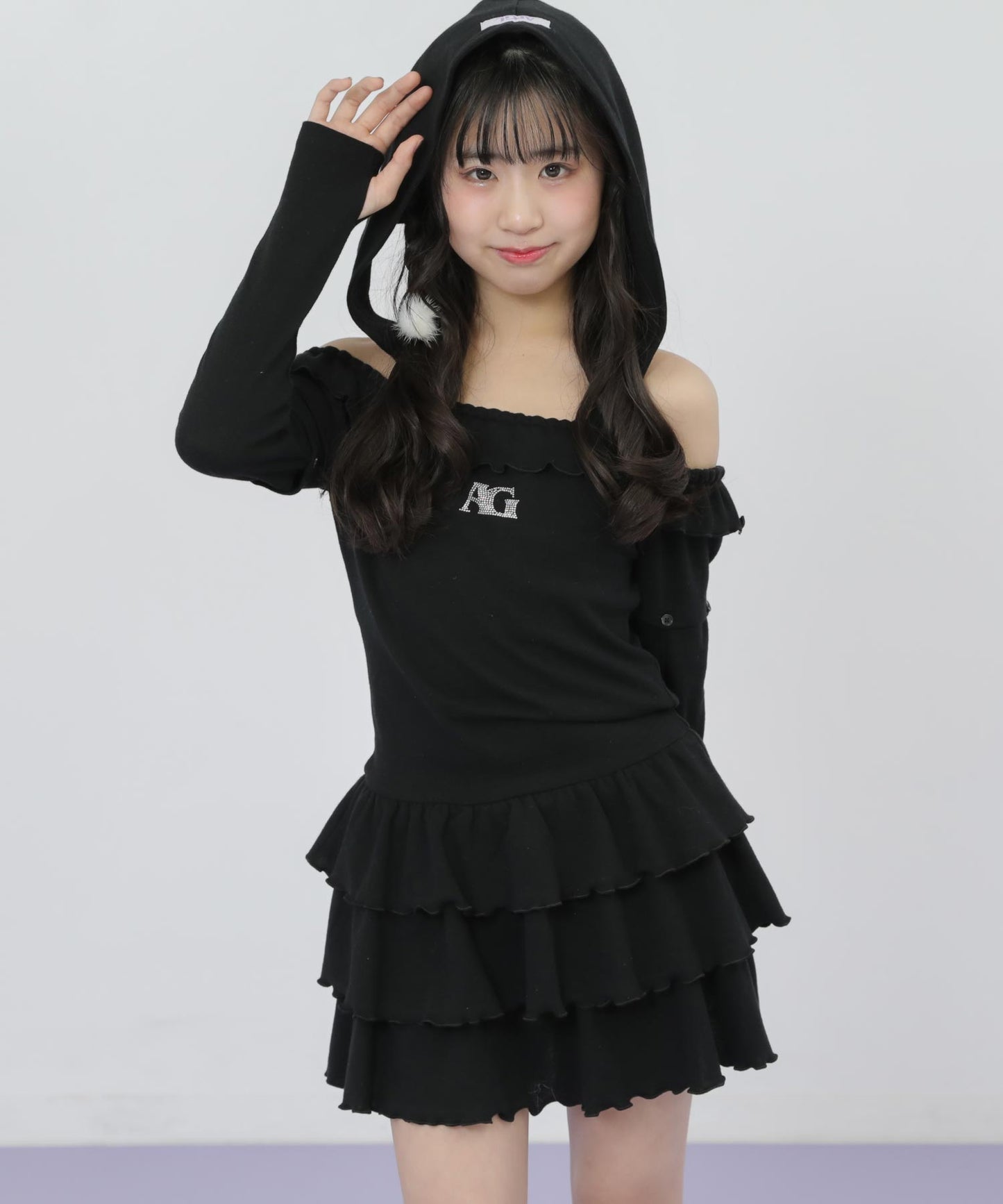 ブラック(Sサイズ着用/身長：約145cm)