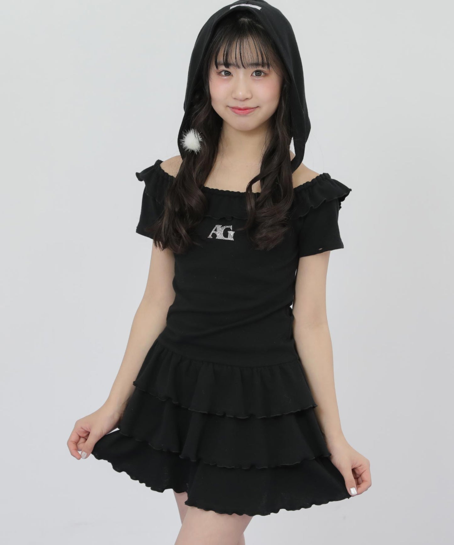 ブラック(Sサイズ着用/身長：約145cm)