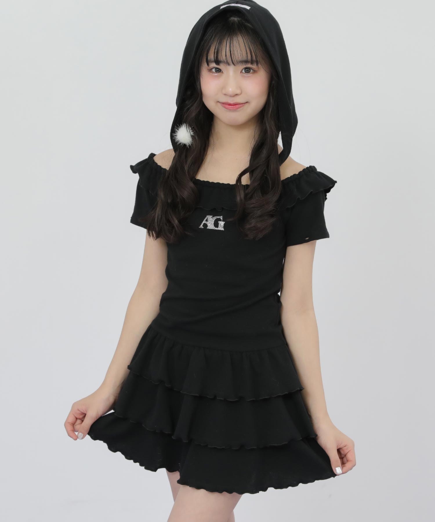 ブラック(Sサイズ着用/身長：約145cm)