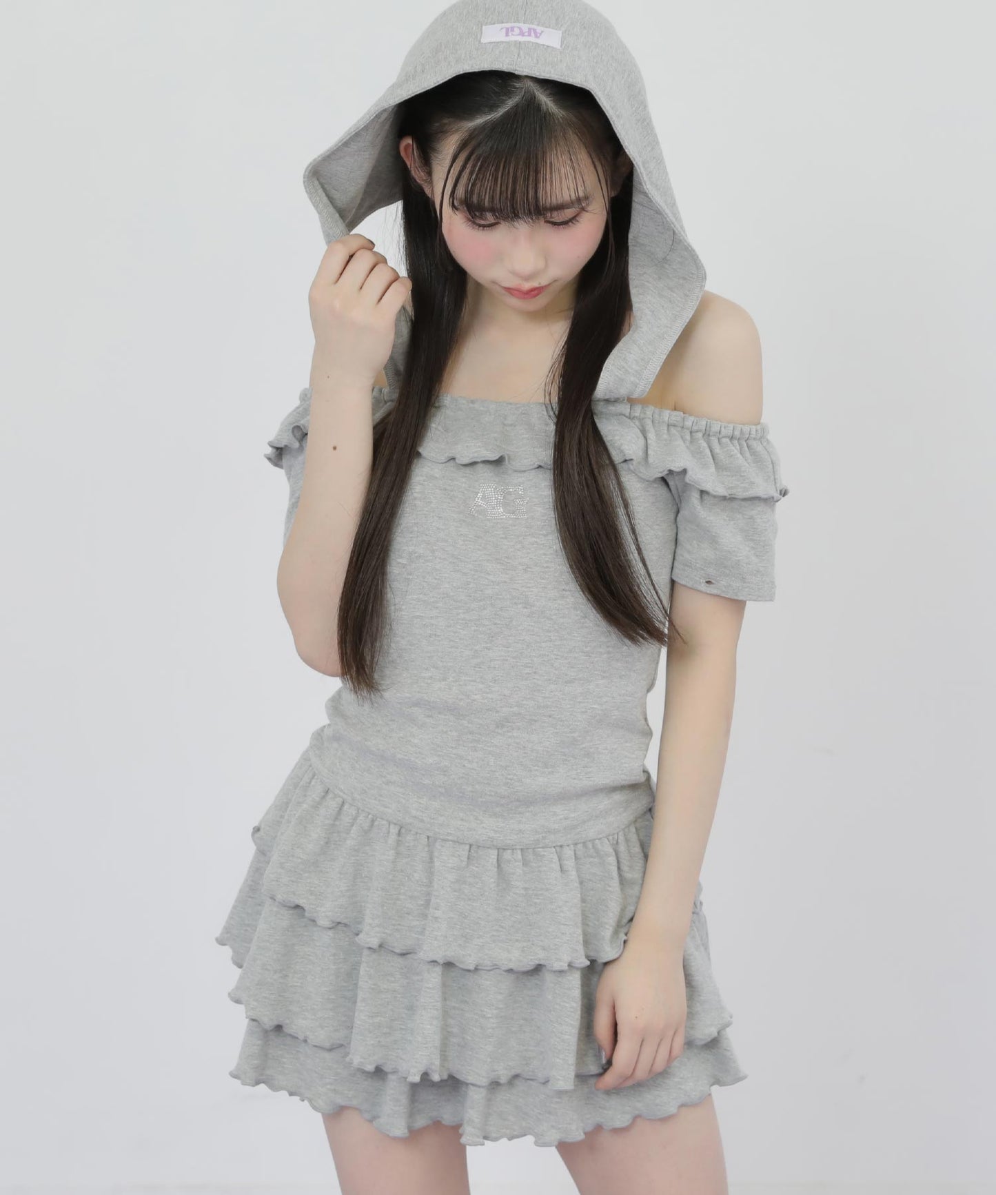 ライトグレー(Sサイズ着用/身長：約148cm)