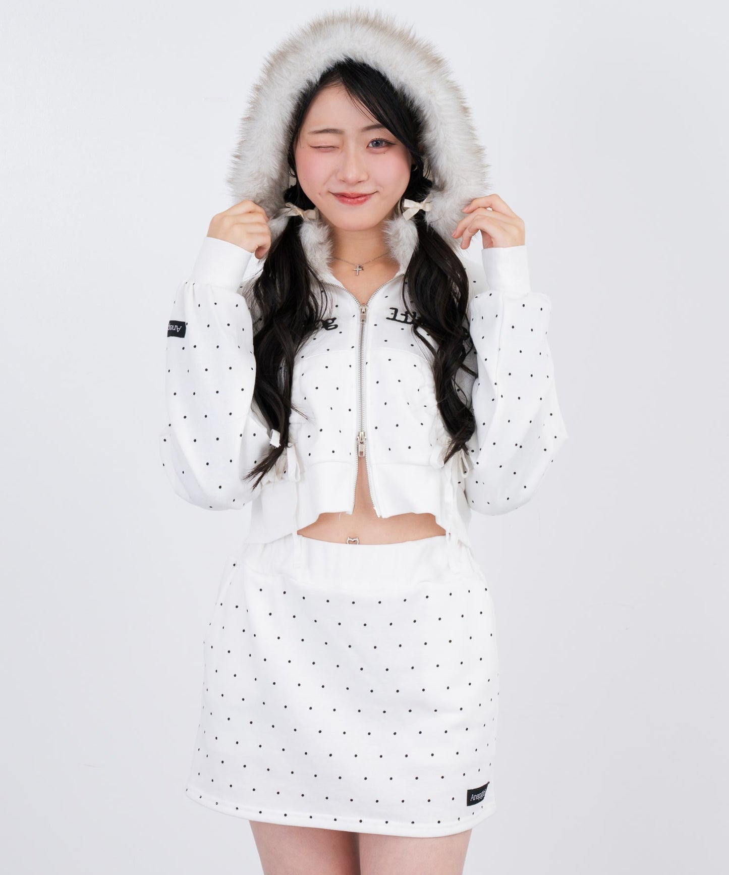 ホワイト/ブラック/157cm(Mサイズ着用)