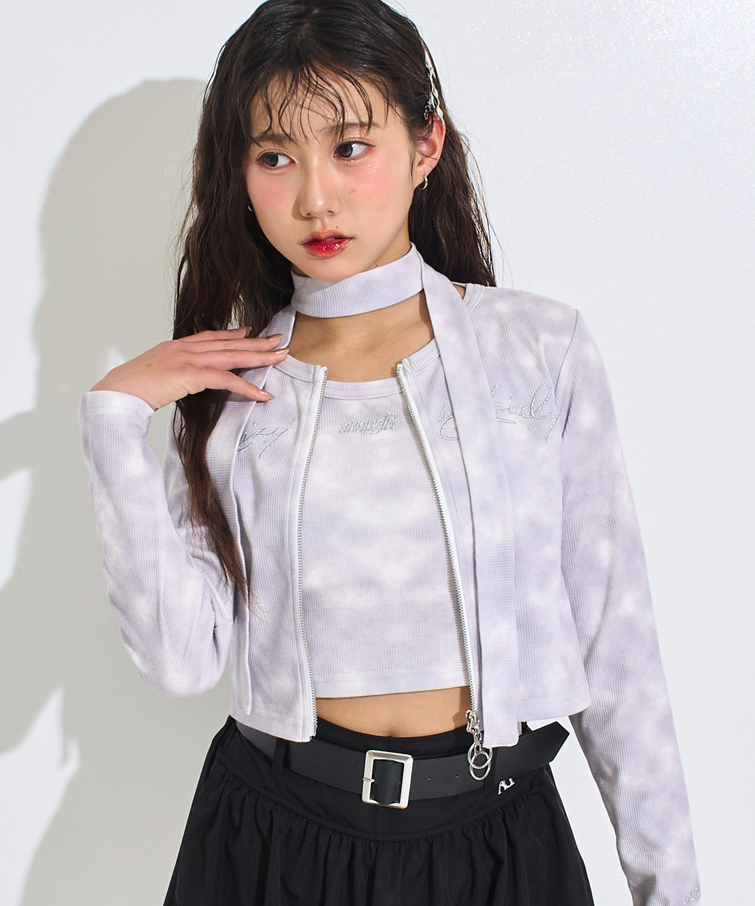 ホワイト(Sサイズ着用/身長：約156cm)