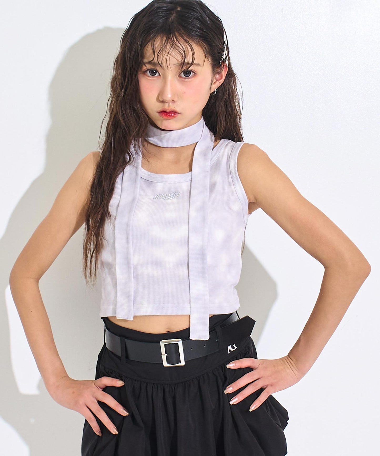 ホワイト(Sサイズ着用/身長：約156cm)