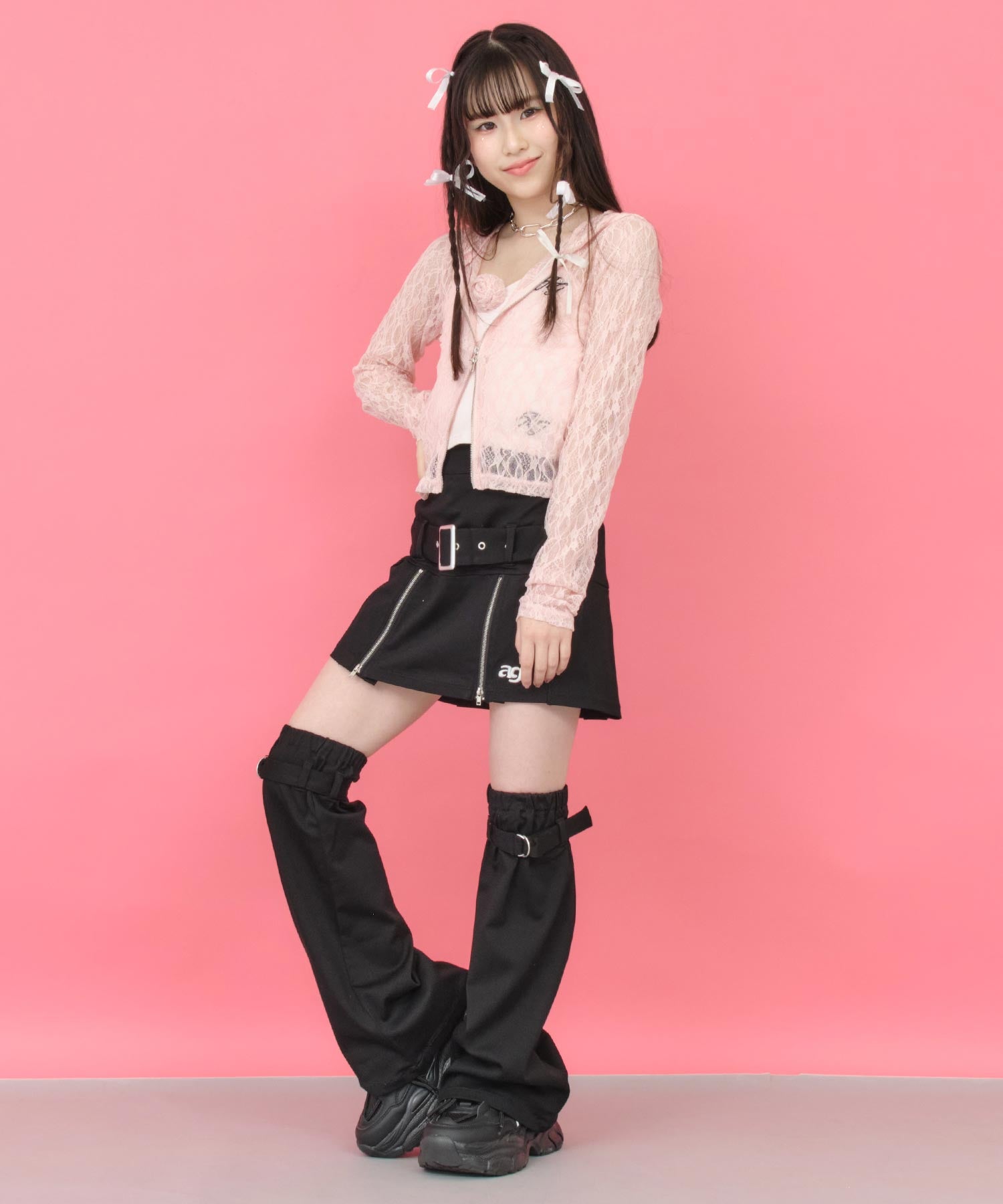 ライトピンク(Sサイズ着用/身長：約148cm)