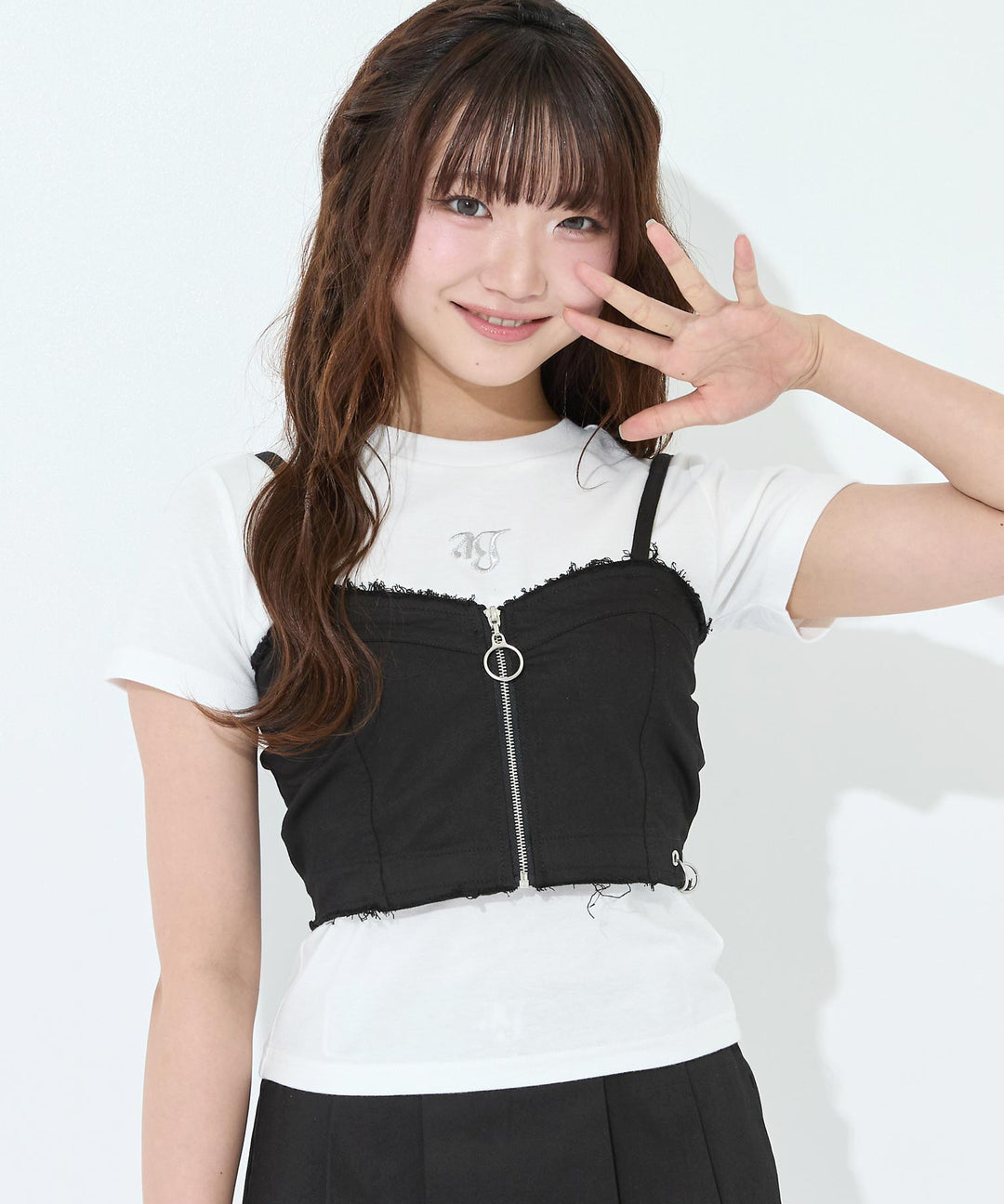 ブラック(Mサイズ着用/身長：約153cm)