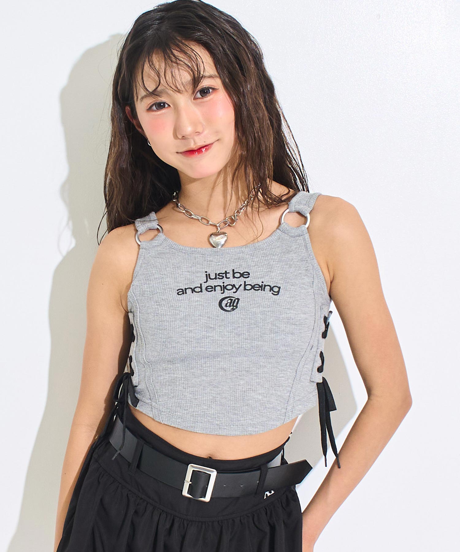 ブラック (Sサイズ着用/身長：約156cm)