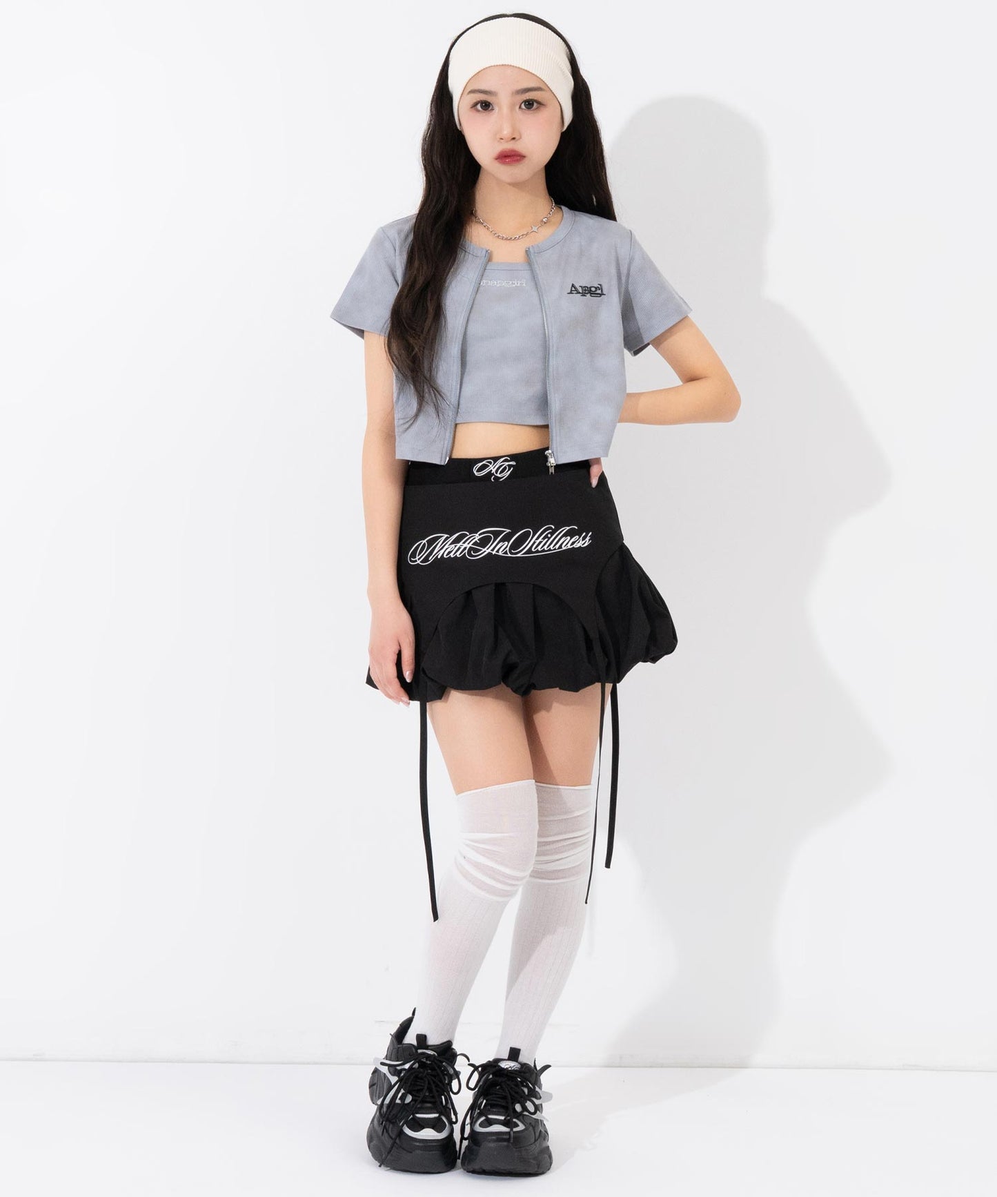 サックス(Sサイズ着用/身長：約150cm)