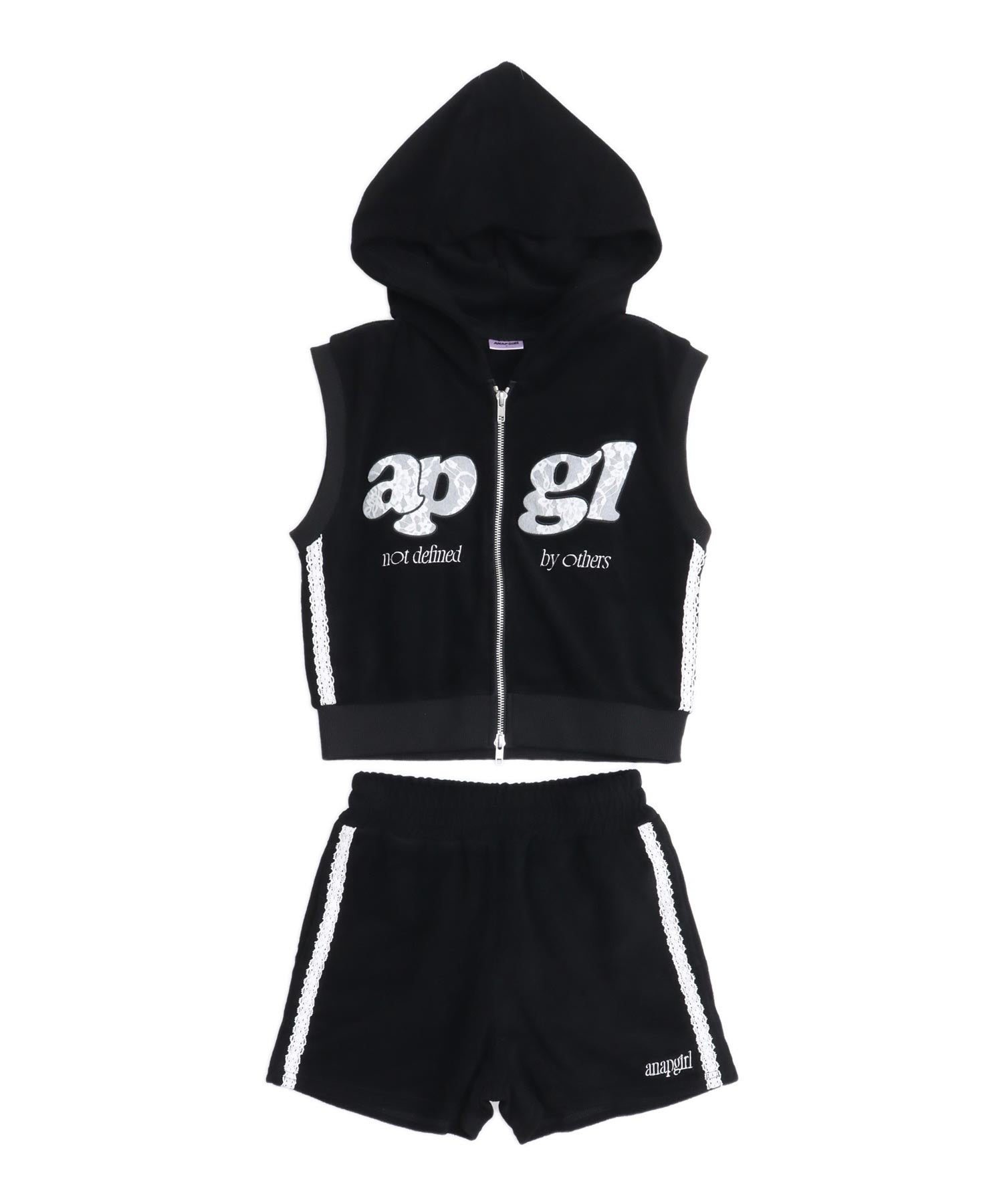 レースサイドライン パイル ノースリパーカー × ショートパンツ セット