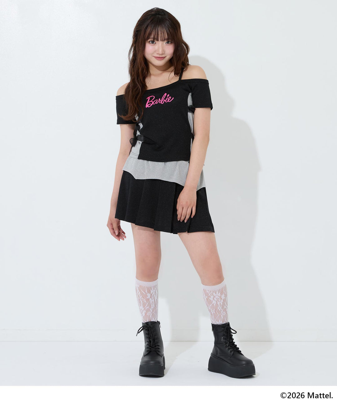 ブラック(Mサイズ着用/身長：約153cm)