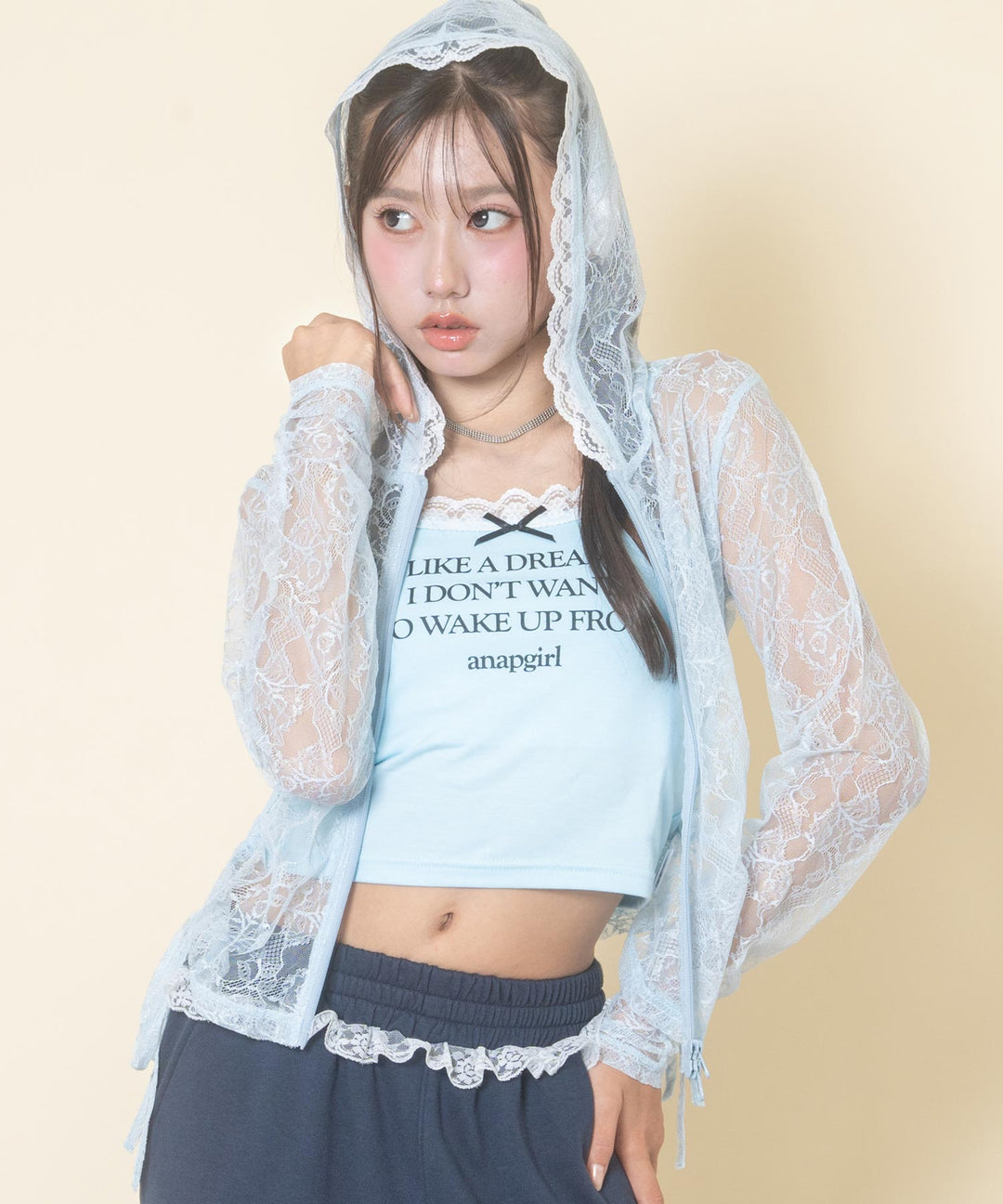 サックス(Mサイズ着用/身長：約156cm)