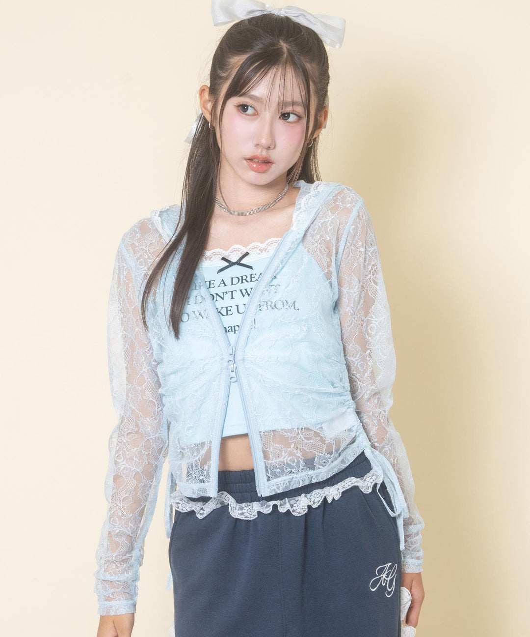 サックス(Mサイズ着用/身長：約156cm)