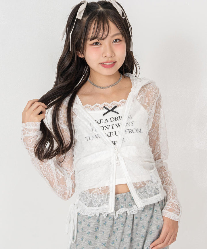 ホワイト(XSサイズ着用/身長：約147cm)