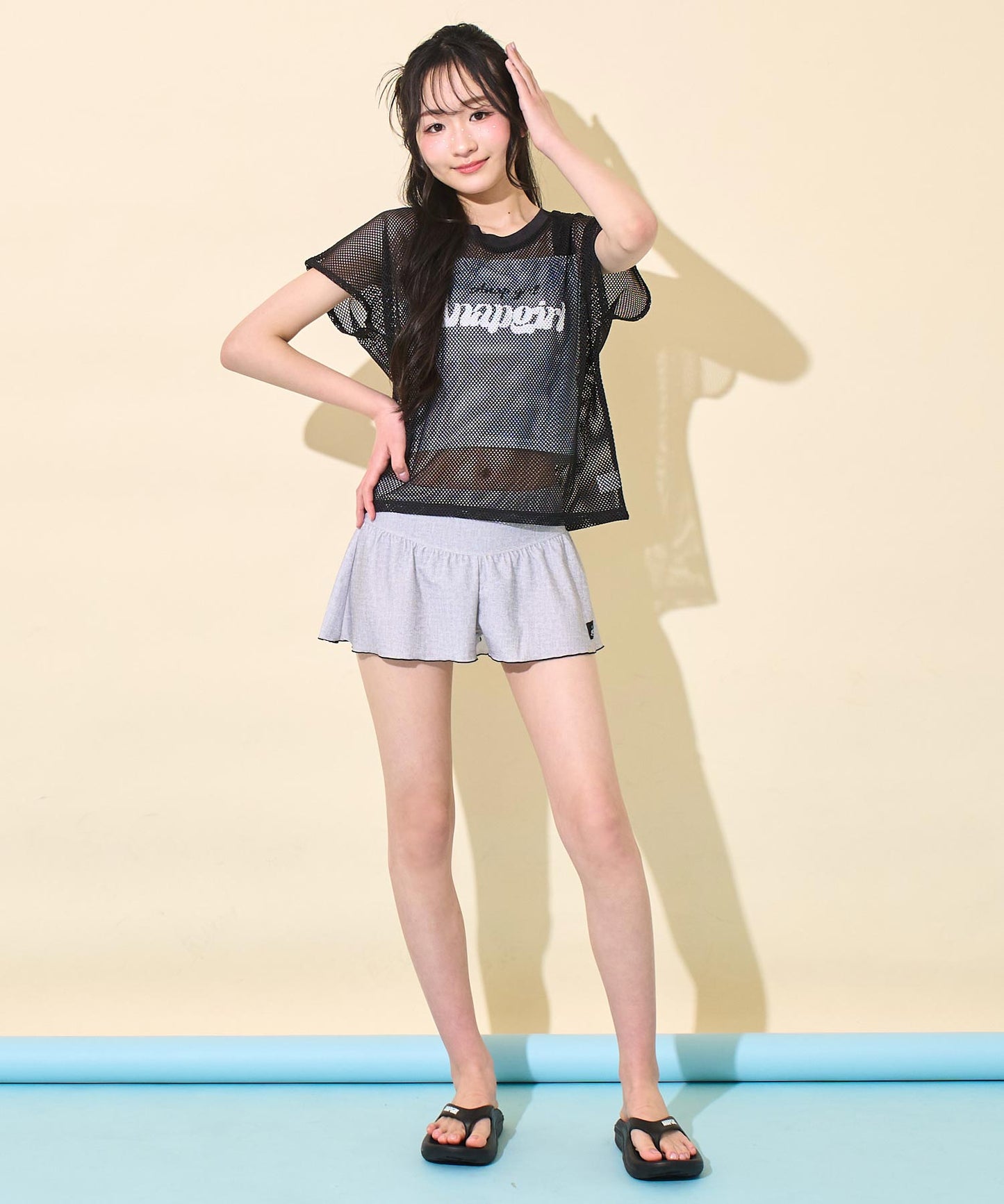 ブラック(Sサイズ着用/身長：約156cm)