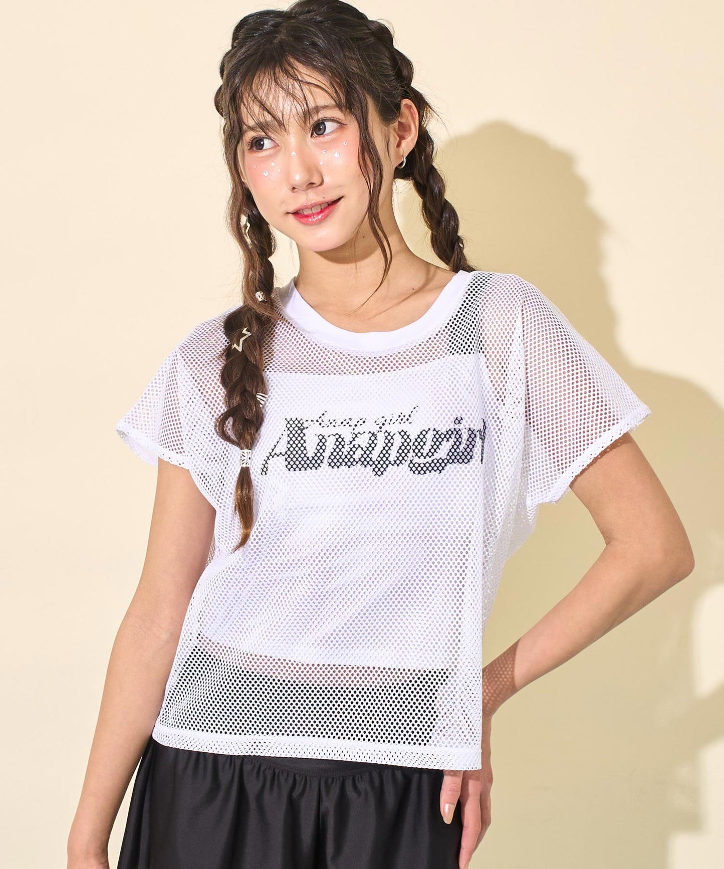 ホワイト(Sサイズ着用/身長：約156cm)