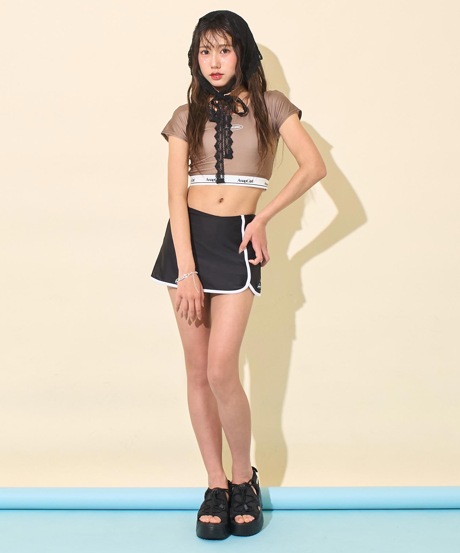 ブラウン(Sサイズ着用/身長：約156cm)