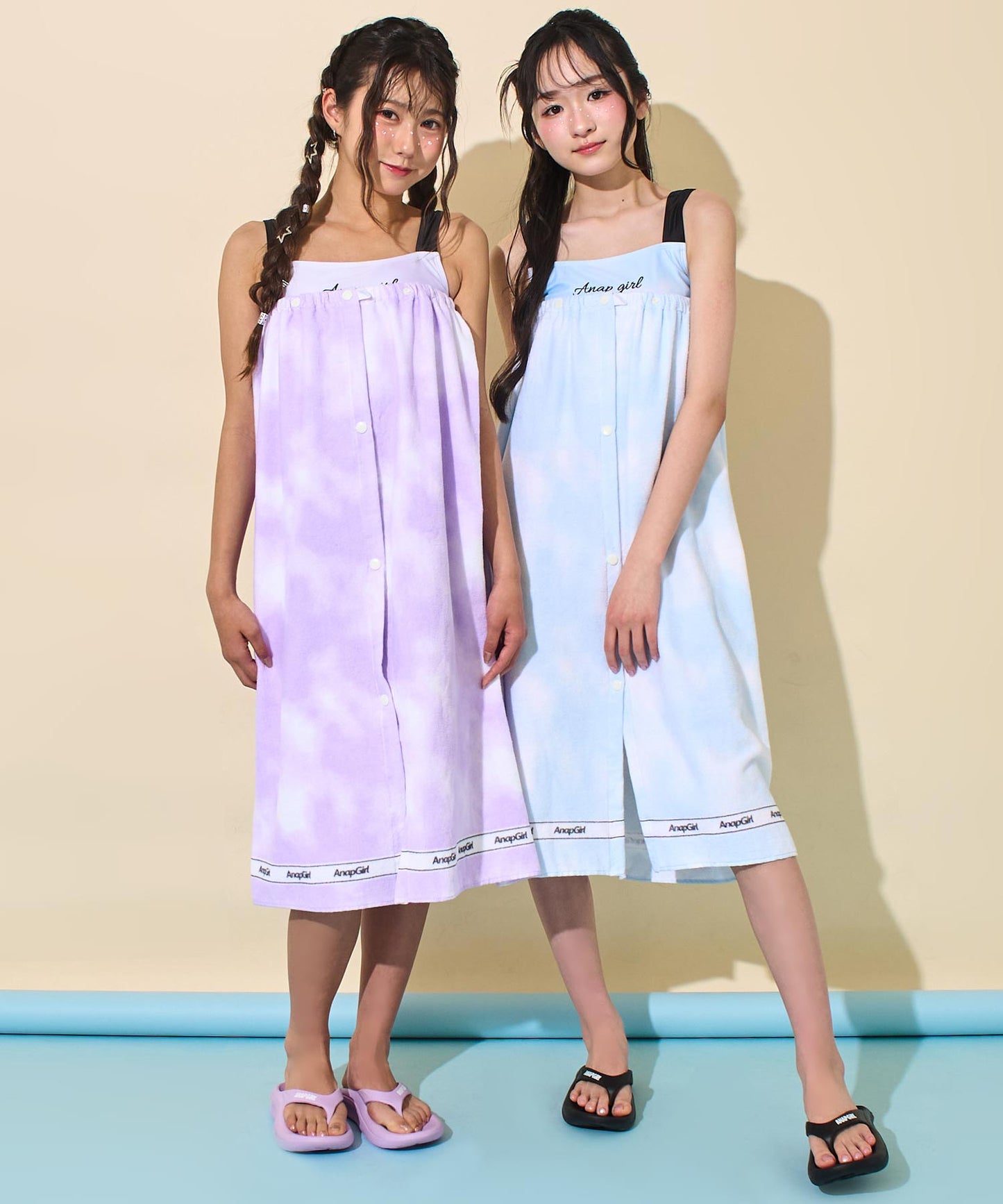 サックス(身長：約156cm)
パープル(身長：約156cm)