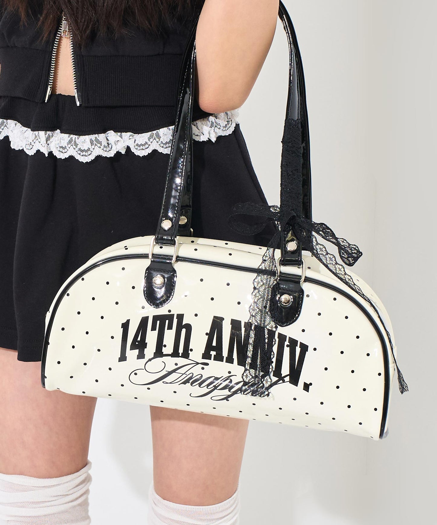 ホワイト／ブラック