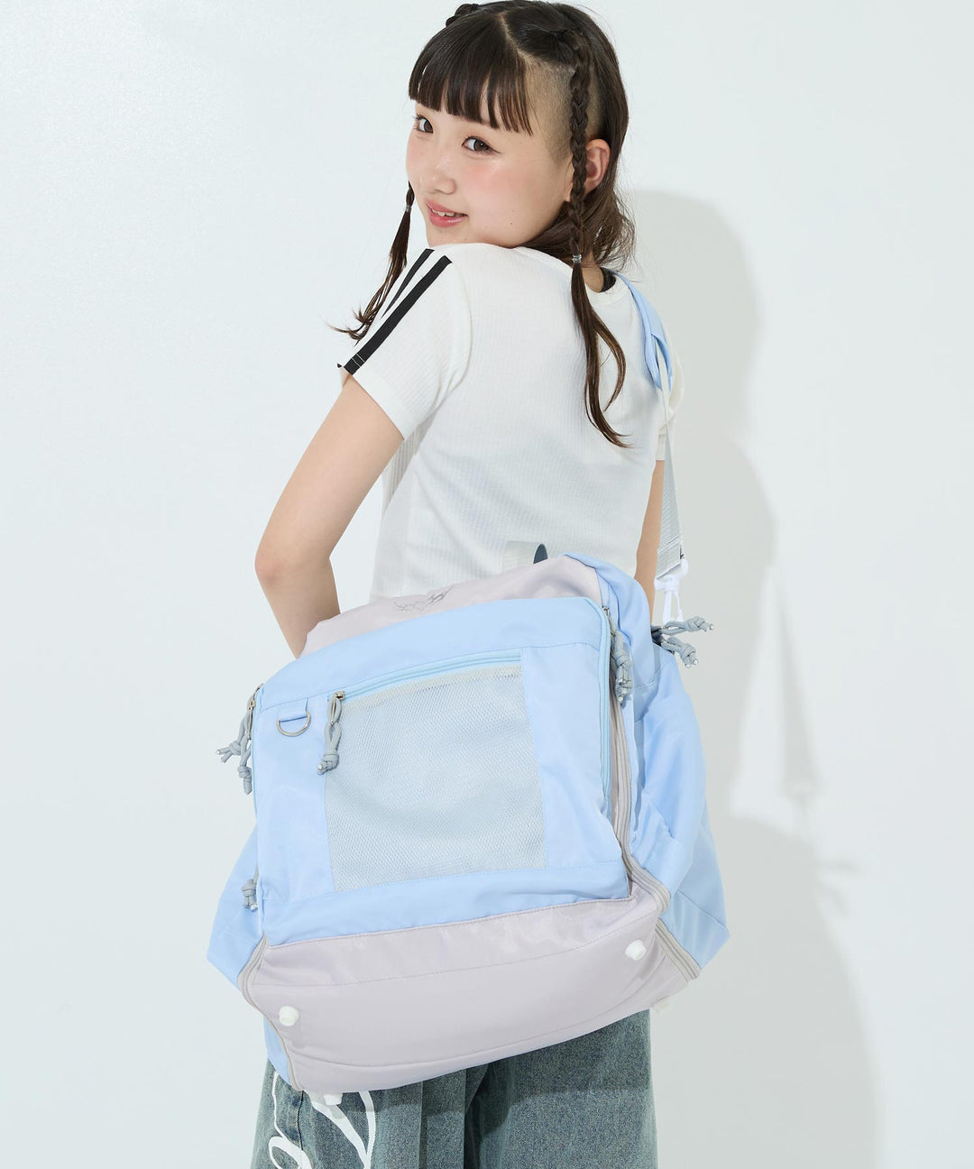 サックス(身長：約157cm)