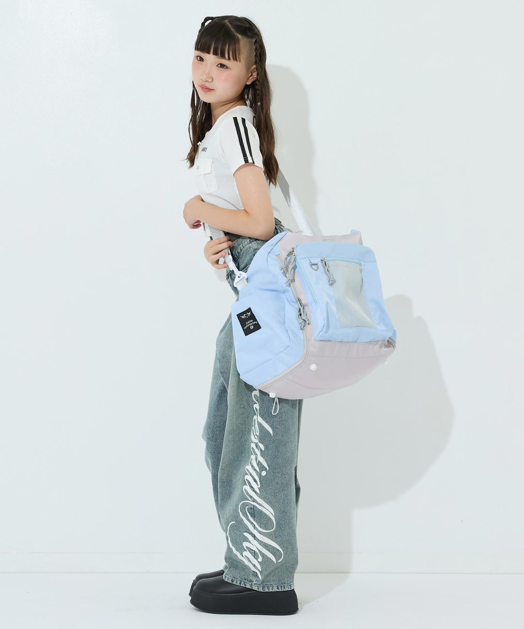 サックス(身長：約157cm)