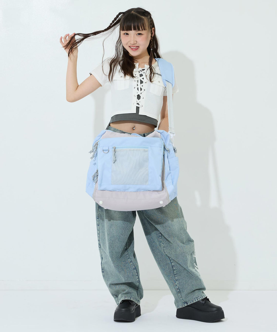 サックス(身長：約157cm)