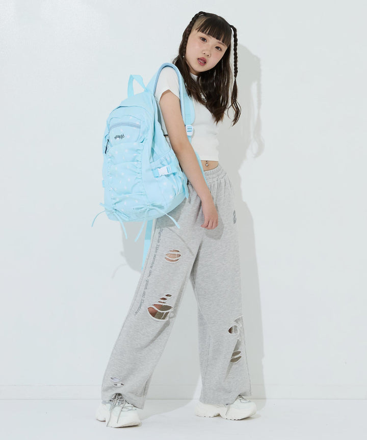 サックス(身長：約157cm)