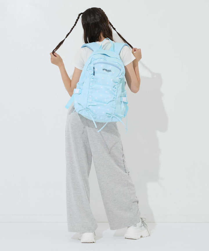 サックス(身長：約157cm)