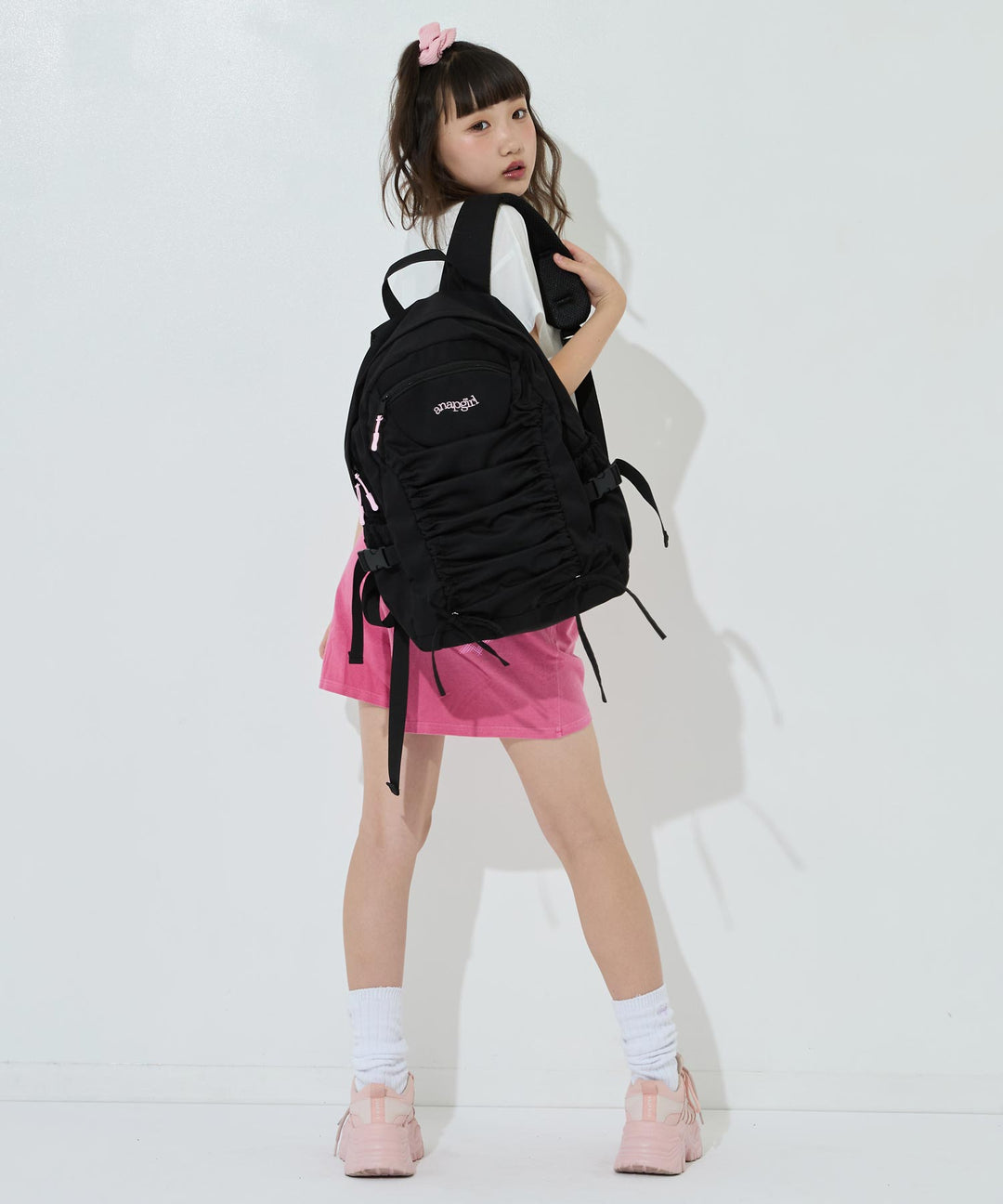 ブラック(身長：約157cm)