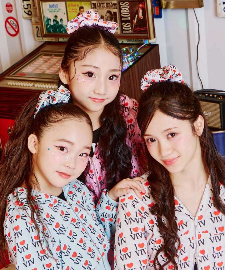 Viviny × LOVEANAP 総柄サテンビッグシュシュ 919-8053