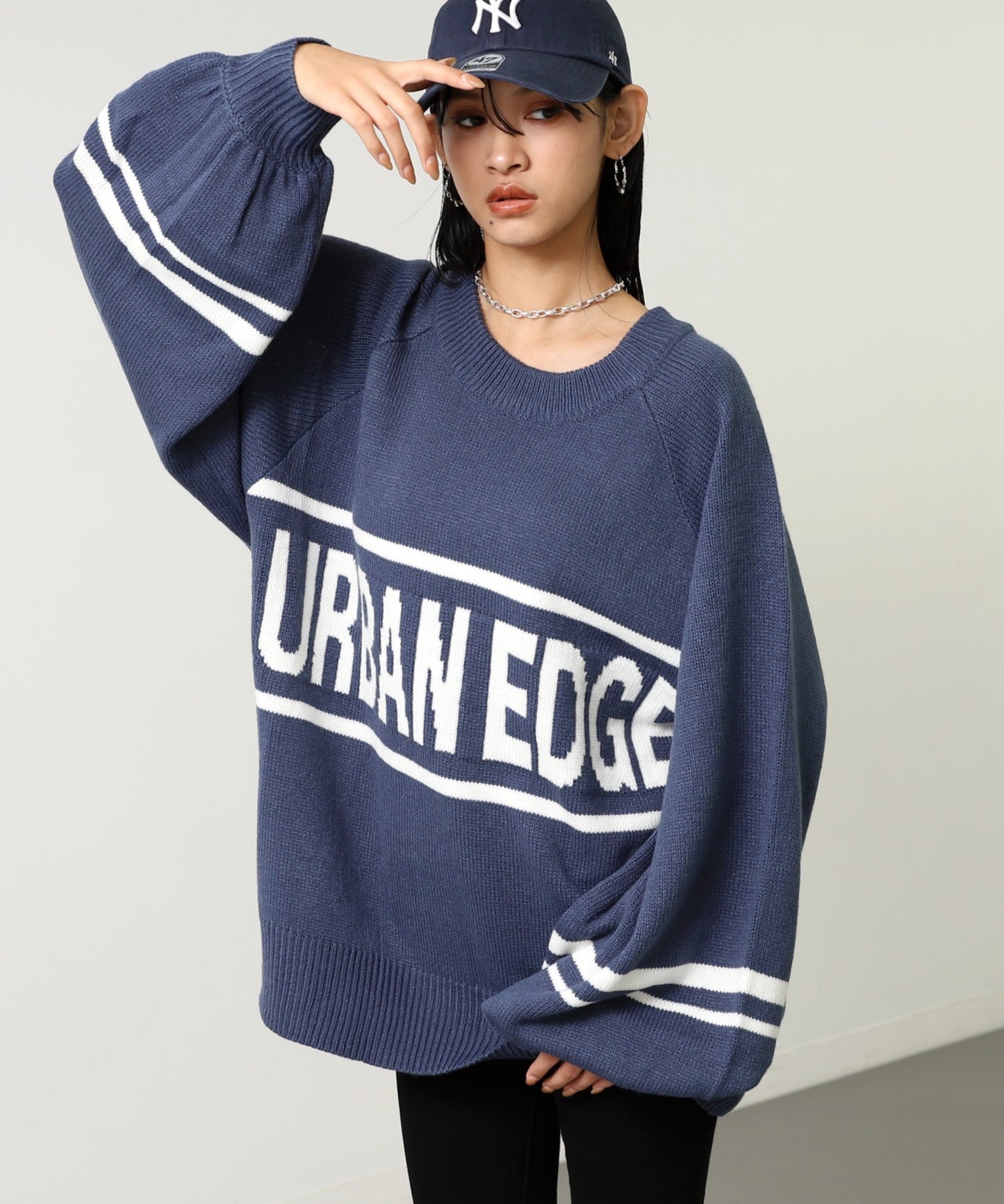 ジャカード ロゴ ボリューム スリーブ ニット トップス 793-9414