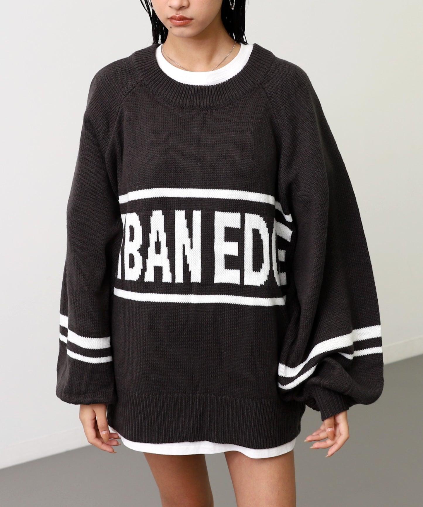 ジャカード ロゴ ボリューム スリーブ ニット トップス 793-9414