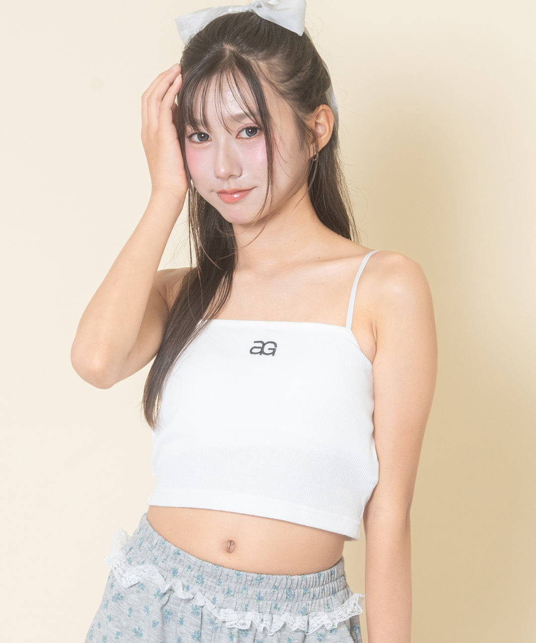 ホワイト(Mサイズ着用/身長：約156cm)