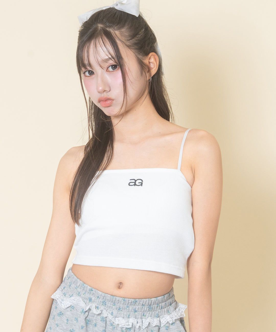 ホワイト(Mサイズ着用/身長：約156cm)