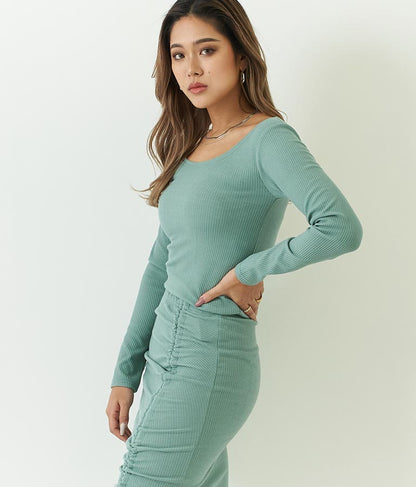 バックオープン カット リブ トップス 793-8438