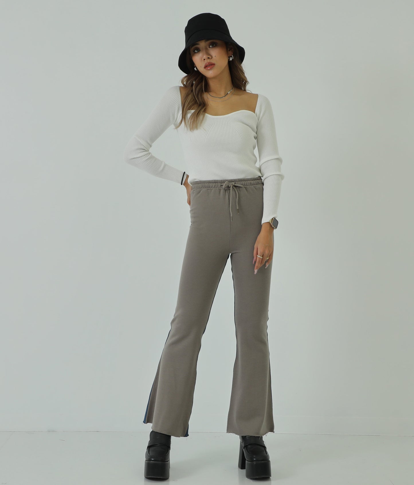 裏毛×デニム切替フレアパンツ 792-8353