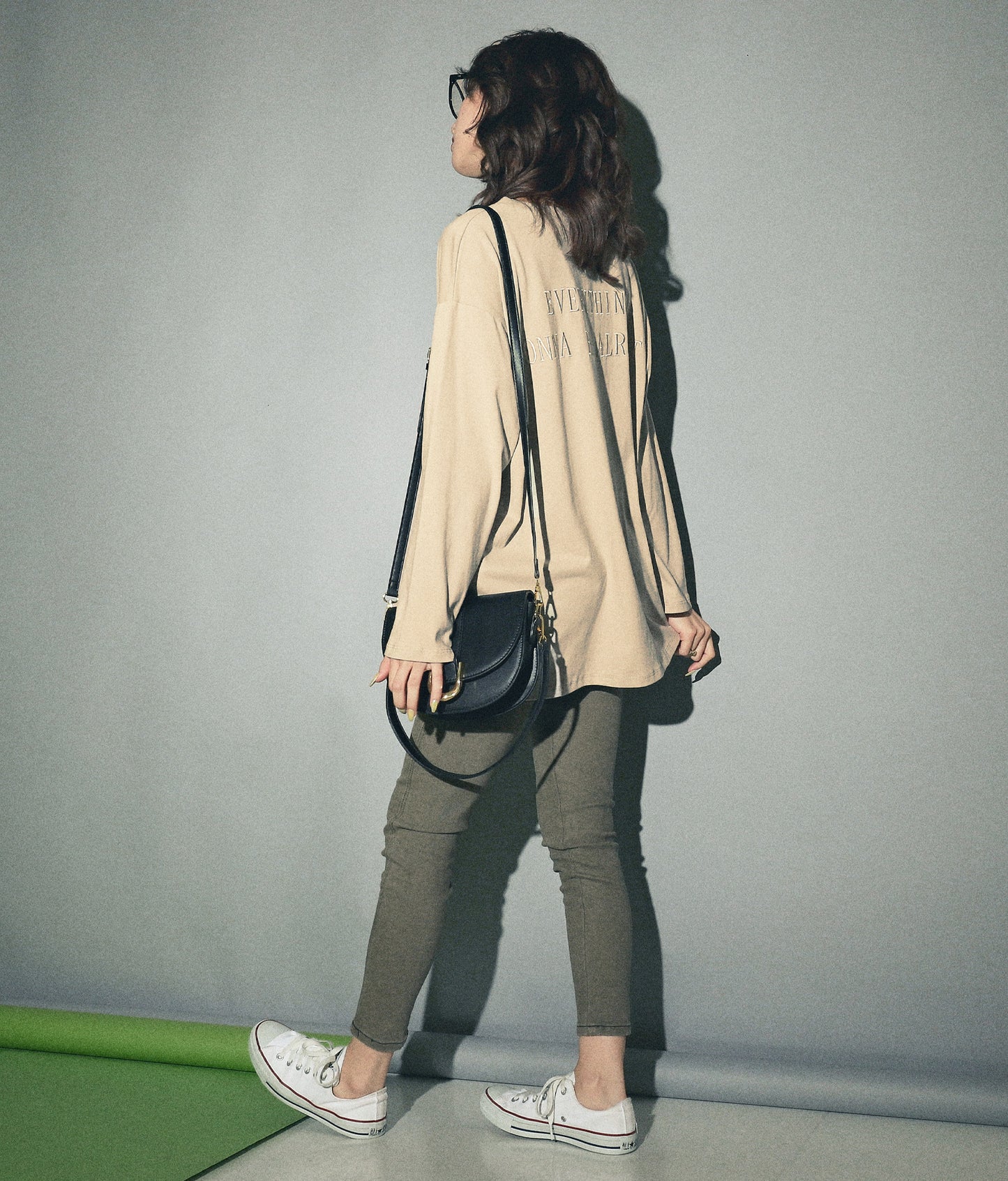 フロント ツイスト バック 刺繍 ロンT 153-5267