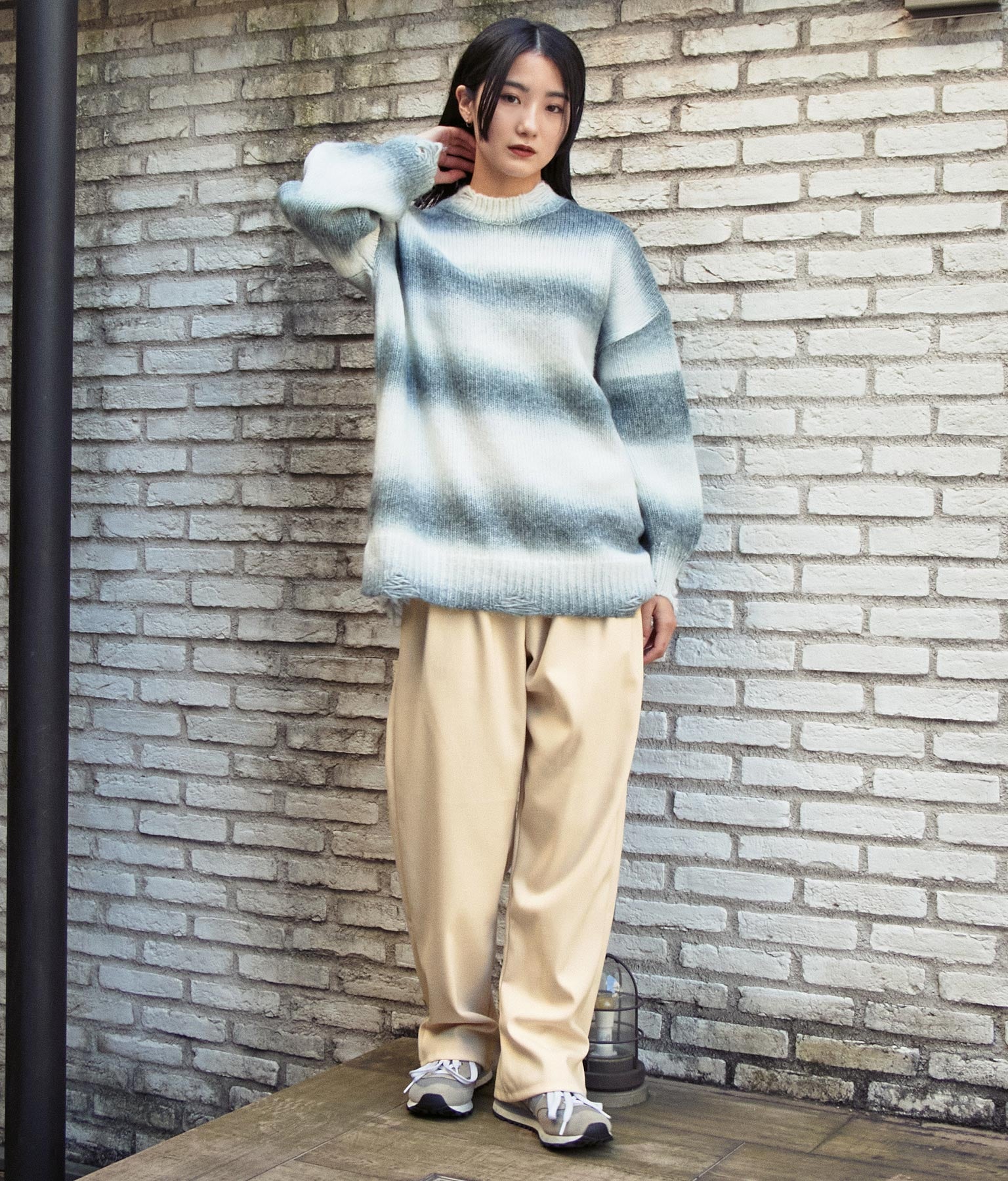 起毛シンプルタックパンツ