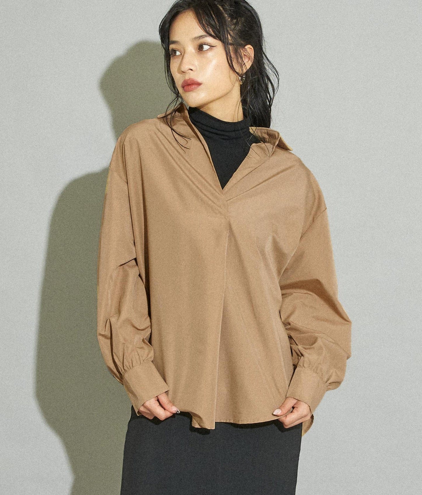 ボリュームスリーブスキッパーシャツ 153-5285