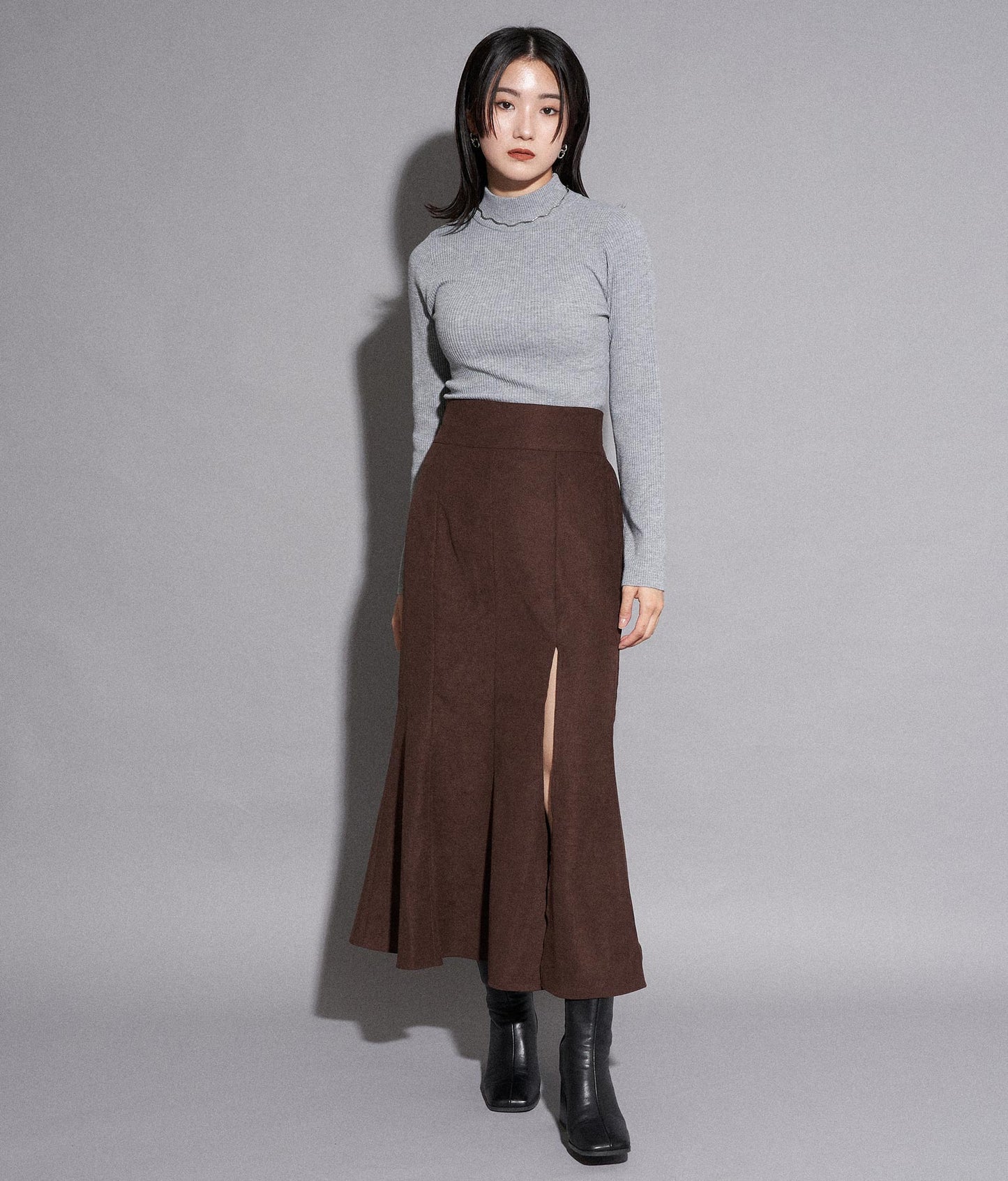 スリットフレアロングスカート