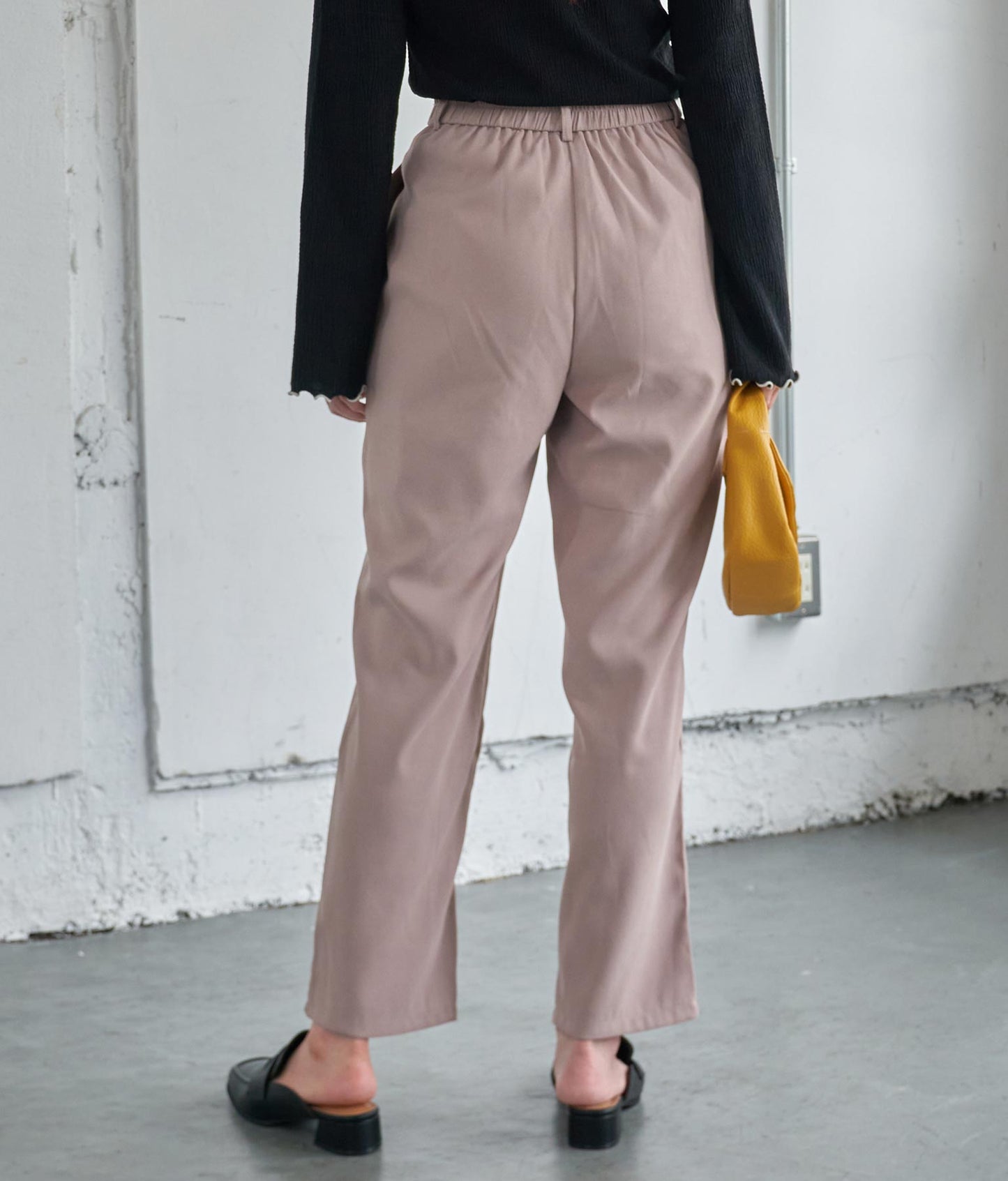 タック テーパード パンツ【セットアップ着用可】 552-5660