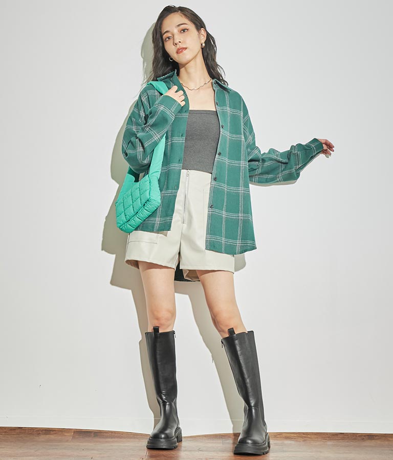 ジップデザインフェイクレザーハイウエストショートパンツ 152-5439