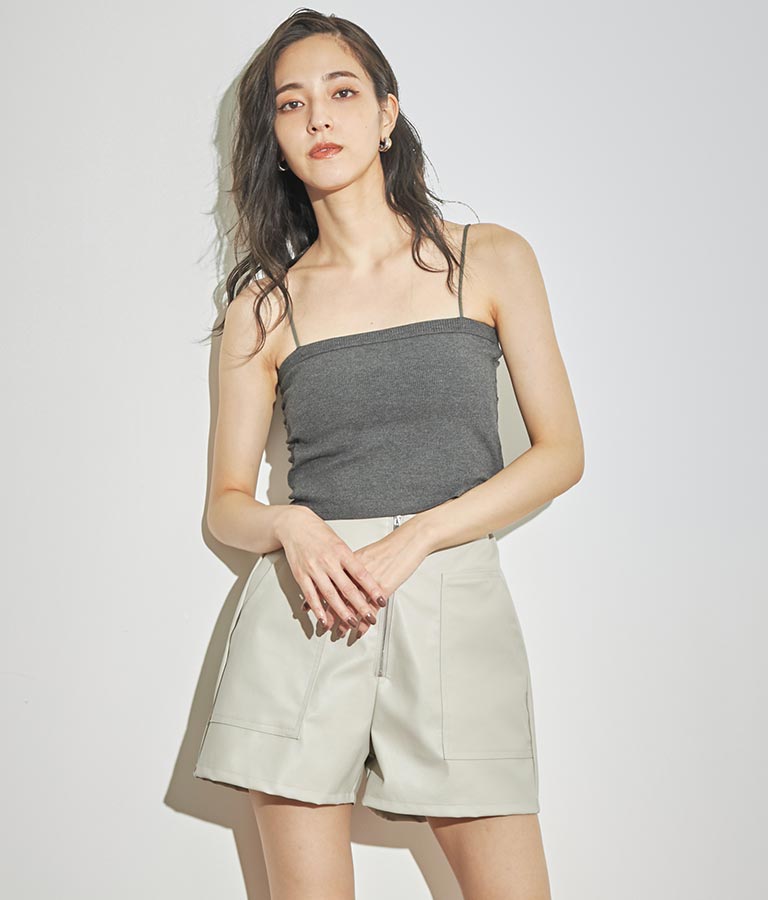 ジップデザインフェイクレザーハイウエストショートパンツ 152-5439