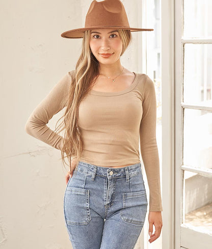 デコルテライン 細リブ カットソー 813-6725