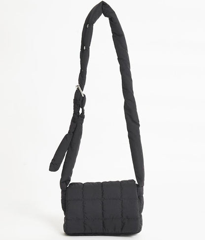 ナイロン キルティング ミニショルダー バッグ 159-5484