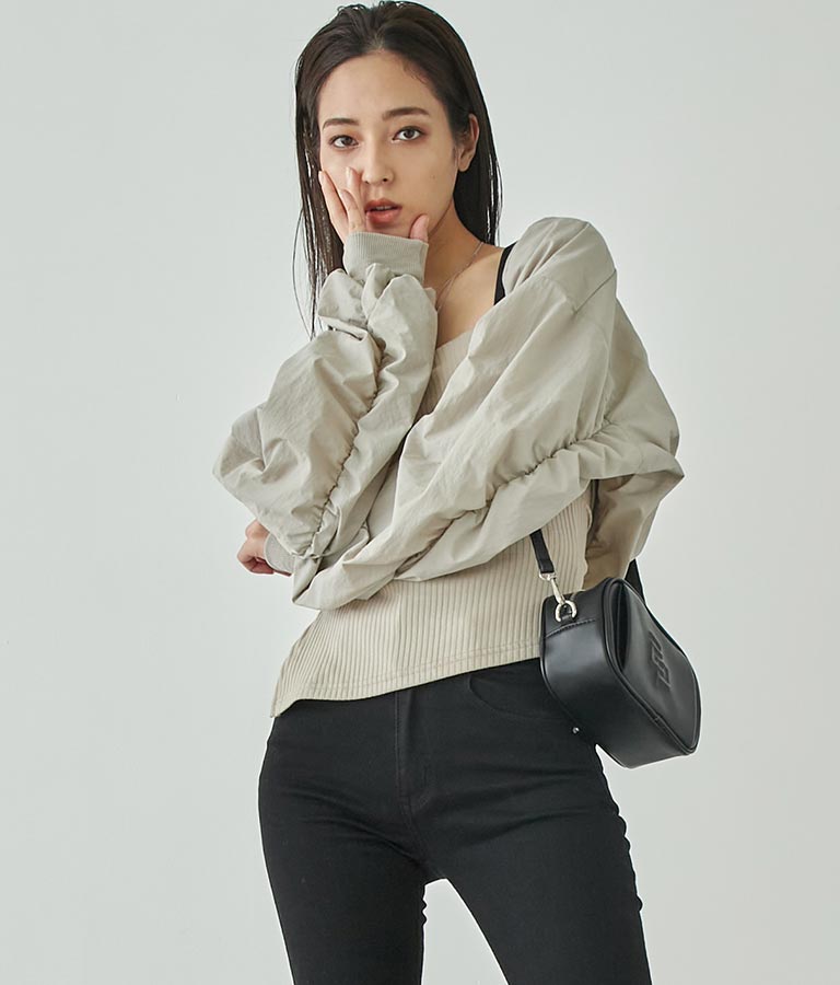 エンボスロゴスクエアバッグ 159-5490