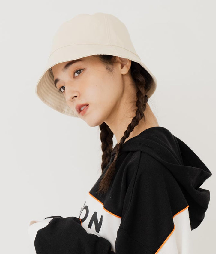 フェイクレザー×ツイルリバーシブルバケットハット