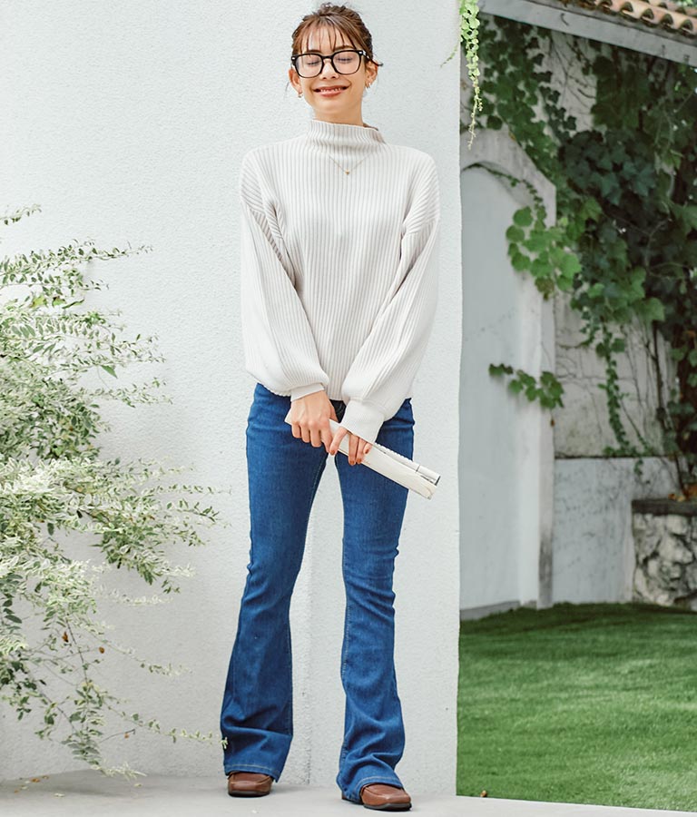 ボリュームスリーブボトルネックニットトップス 523-6669